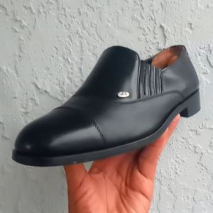 Marcello Italy Hand Made Black Cap toe Loafer